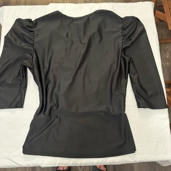 Gray Puff Sleeve Wrap Blouse with Tie Front - Picture 2 of 6